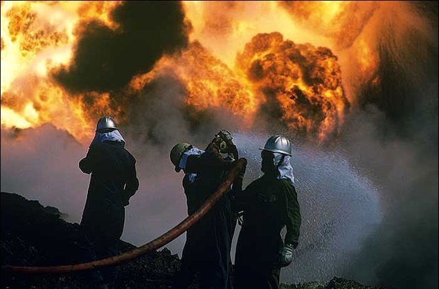 مهار آتش‌سوزی کارگاه تولیدی شهرک صنعتی سیمین دشت