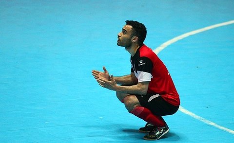 حسن‌زاده: امیدوارم با جام قهرمانی به ایران برگردیم