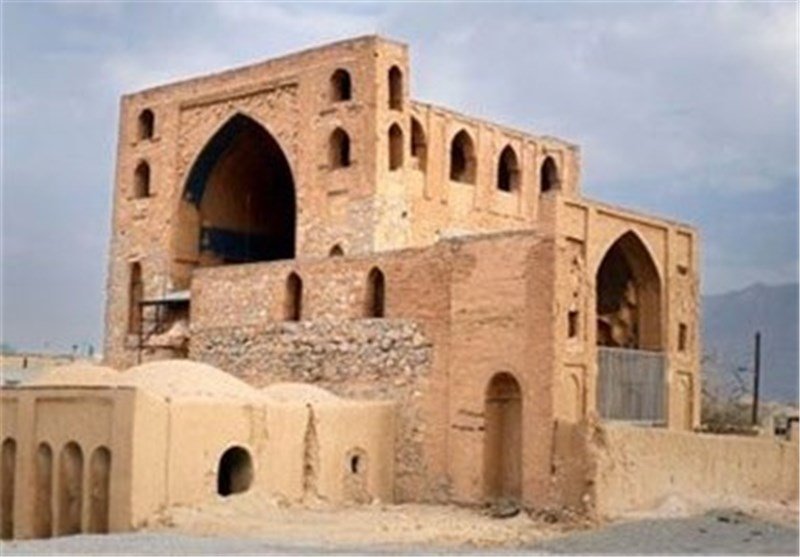 سال ۹۶، سال مرمت بناهای مغفول مانده در استان اصفهان است