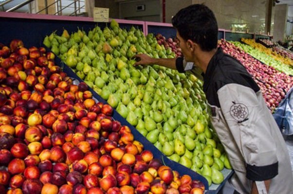نرخ جدید انواع میوه، صیفی و سبزیجات در بازار اصفهان/تداوم سیر نزولی قیمت پیاز