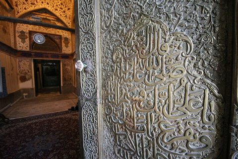  معماری زیبای ایرانی اسلامی در مسجدشعیا و امامزاده اسماعیل اصفهان 