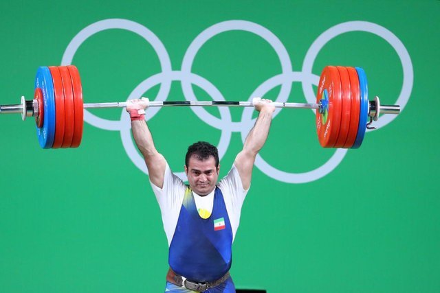 وزنه‌بردار اصفهانی رکورد جهان را شکست و طلا گرفت/ قهرمانی مرادی در ترکمنستان