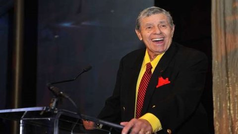 Jerry Lewis, mercurial comedian and filmmaker, dies at 91