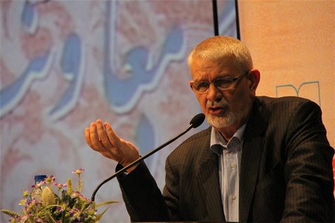 اصفهان پیشتاز در استحکام زیرساخت‌های بهداشتی در کشور/ حرکت در جهت محرومیت‌زدایی است