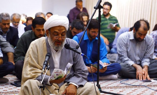 برپایی مراسم پر فیض دعای عرفه در دانشگاه اصفهان