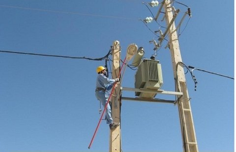 صرفه جویی بیش از ۱۵ کیلووات برق در شهرستان تیران و کرون 