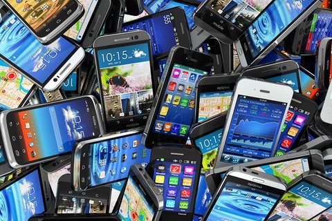 گوشی‌های قاچاق از مهر ماه سرویسی نمی‌گیرند/واردات سالانه ۱۱ میلیون گوشی قاچاق به کشور
