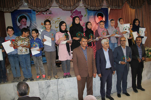 جشن تجلیل از ستارگان علمی شهرستان سمیرم
