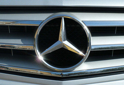 Mercedes-Benz officially returns to Iran