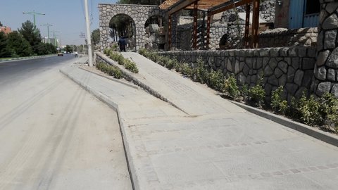 عملیات مناسب‌سازی خیابان شهید استکی شهرکرد آغاز شد