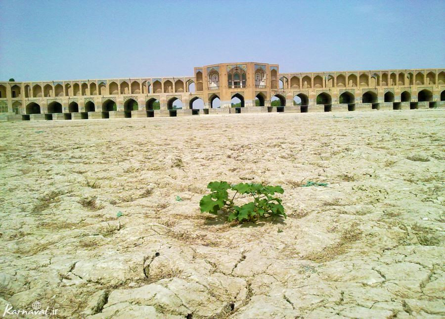 کمبود آب برای ۵ میلیون ایرانی/تمدن زاینده رود متعلق به همه ایران است