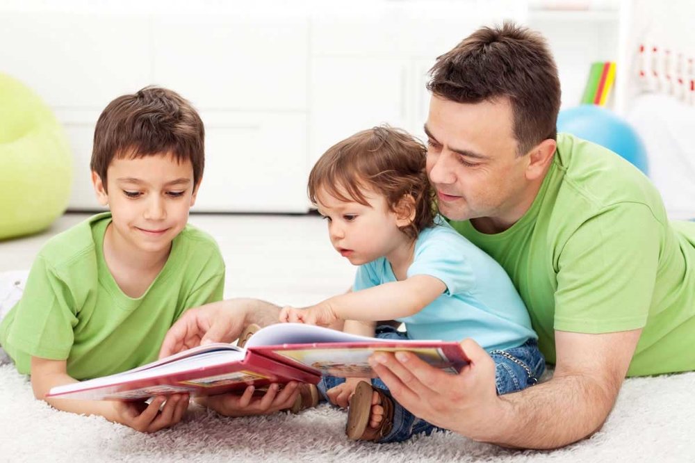 عادت کتابخوانی در دوران کودکی باعث تقویت مغز می‌شود