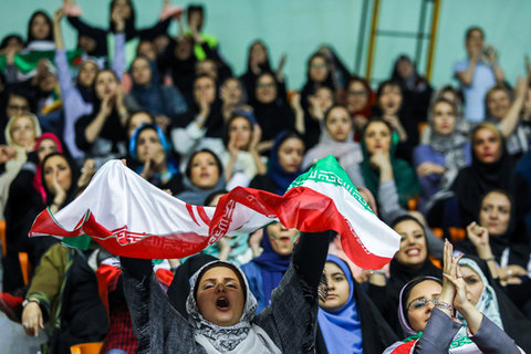 سلطانی‌فر: دلیلی ندارد امکان حضور زنان در ورزشگاه‌ها فراهم نشود