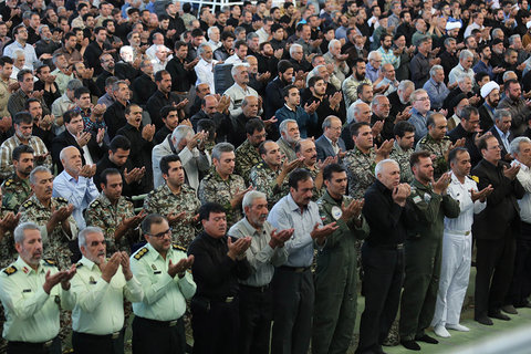 نماز عبادی سیاسی جمعه اصفهان در مصلی امام خمینی (ه)