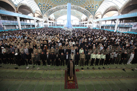 نماز عبادی سیاسی جمعه اصفهان در مصلی امام خمینی (ه)