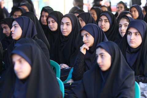 آغاز سال تحصیلی جدید و زنگ بازگشایی مدارس-دبیرستان شهید غفاری 
