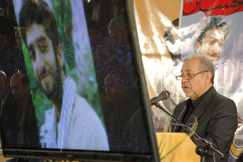 زنگ مقاومت در هنرستان کاردانش شهدای فرهنگیان نجف آباد