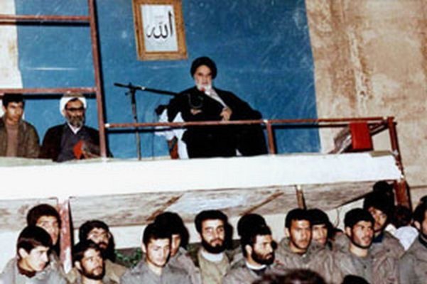 اولین قهرمان جنگی که در محضر امام خمینی سخنرانی کرد