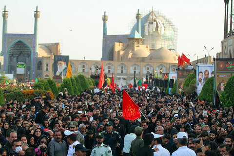 استقبال از پیکر مطهر شهید حججی در میدان امام (ره) اصفهان (4)