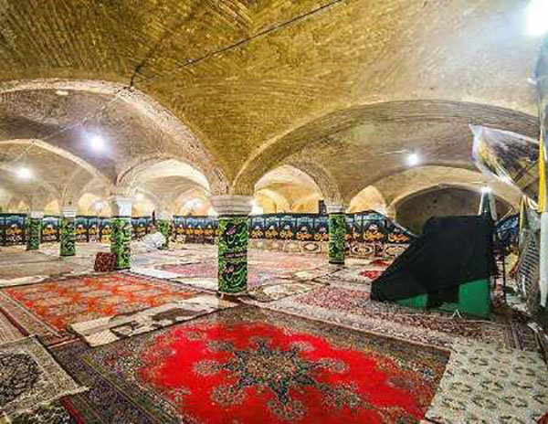 مسجد تاریخی ارشاد نجف آباد مرمت و بازگشایی شد