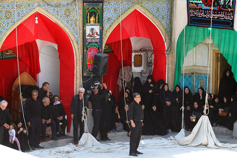 برپا کردن خیمه امامزاده هارونیه در اصفهان‎