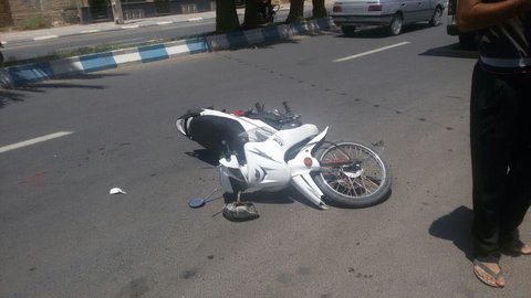 فوت راکب ۱۵ ساله موتورسیکلت بر اثر تصادف