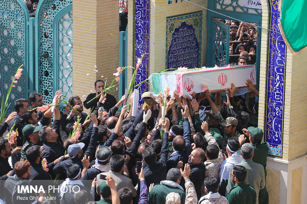 بازنشر| مراسم تشییع شهید حججی در نجف‌آباد