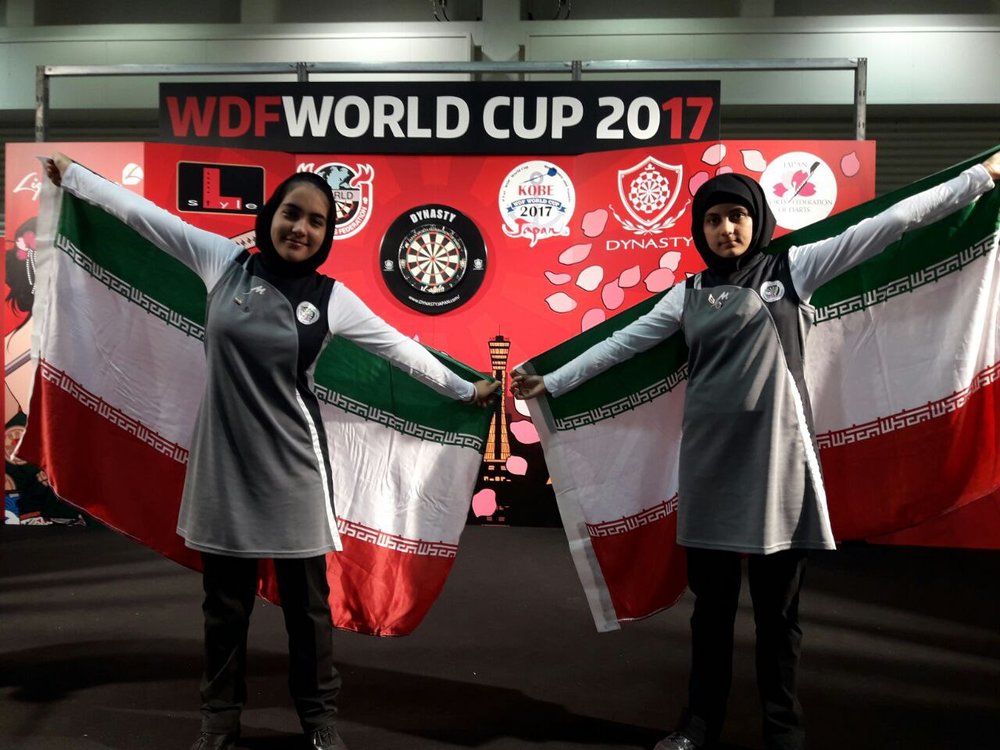 تیم دارت دختران ایران بر بام دنیا ایستاد