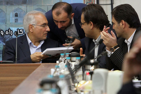 بازدید وزیر راه و شهرسازی از محور چهارباغ 