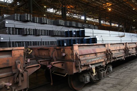 افزایش۱۲۰ درصدی ارزش صادرات ذوب آهن اصفهان