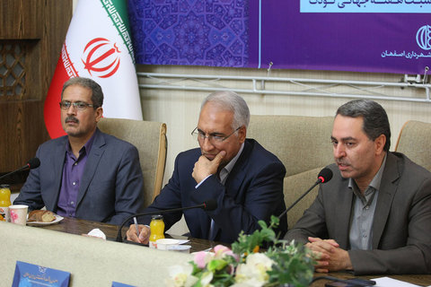 دیدار شهردار اصفهان با مدیران استانی و مهمانان خارجی 