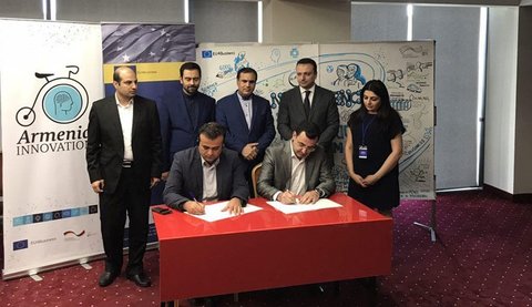 Aria Polymer Pishgam Co. Signs MOU with Armenian Co. 