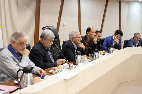 حضور شهردار و اعضای شورای شهر اصفهان در نخستین جلسه هیئت مدیره سازمان قطارشهری اصفهان