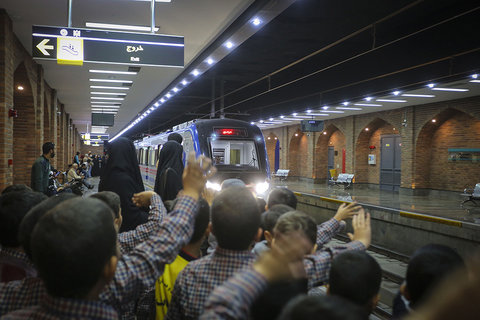 تورمتروگردی و آموزش شهروندی قطارشهری اصفهان ویژه مدارس اصفهان