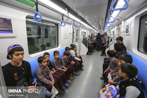 students on metro tour