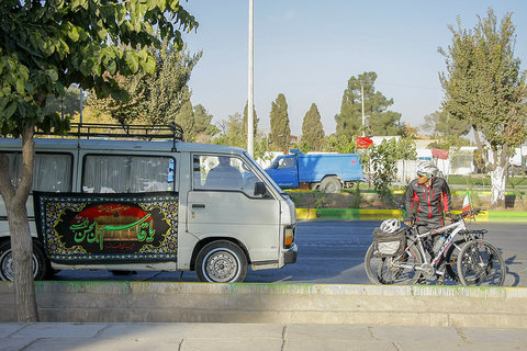 کارون دوچرخه سواران کربلا بمناسبت اربعین حسینی در نجف آباد