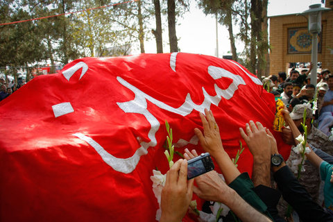 مراسم تشییع شهیدهشت سال دفاع مقدس غلامرضا یبلویی - نجف آباد