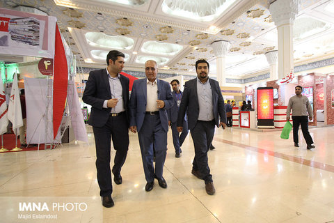 Isfahan mayor at 23rd Press Exhibition