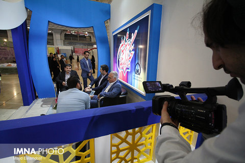 Isfahan mayor at 23rd Press Exhibition