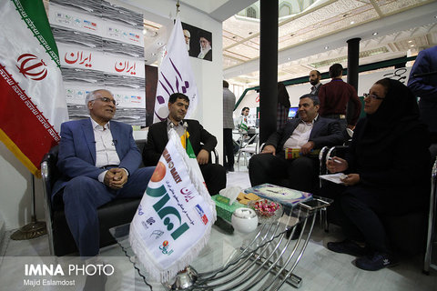 Isfahan mayor at 23rd Press Exhibition