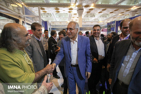 Isfahan mayor at 23rd Press Exhibition