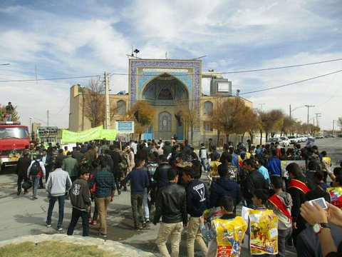 مراسم راهپیمایی۱۳ آبان در بوئین میاندشت برگزار شد+تصاویر