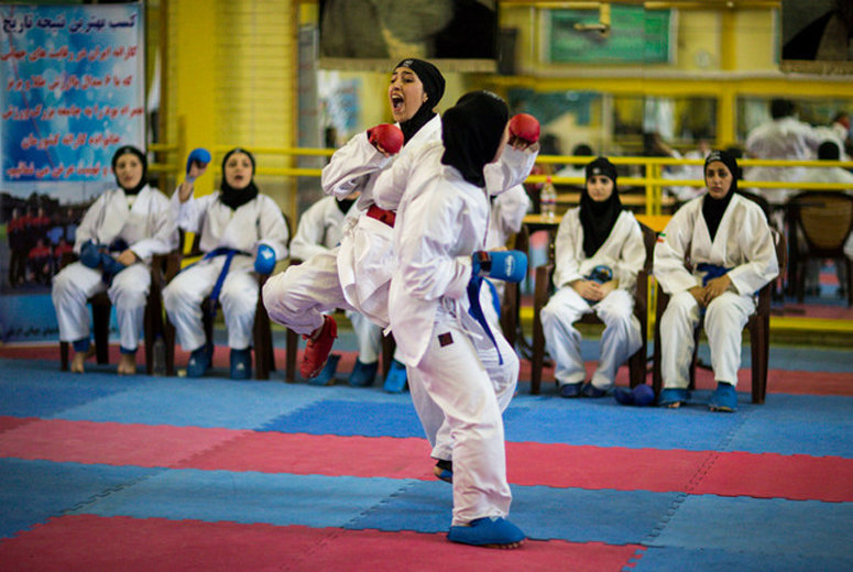 مسابقات کاراته بانوان جام بانوی قدسیان به پایان رسید