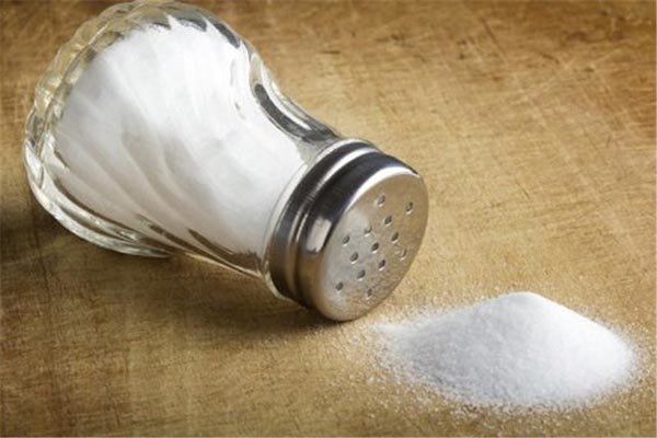 سدیم؛ عامل پر فشاری خون/ سدیم روزانه بدن، بدون مصرف نمک نیز تأمین می‌شود