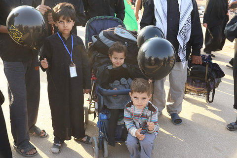 حضور چشمگیر کودکان در پیاده روی اربعین