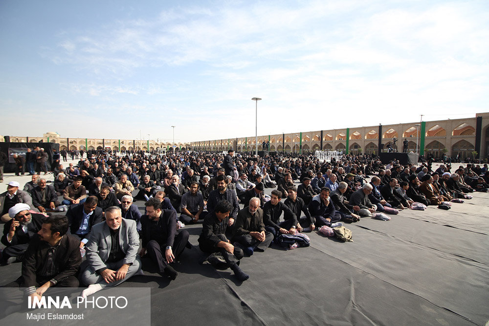 اجتماع عظیم عزاداران حسینی در میدان امام علی (ع)‎
