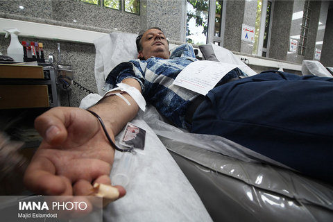 Isfahan People/ donating blood