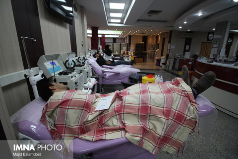 Isfahan People/ donating blood
