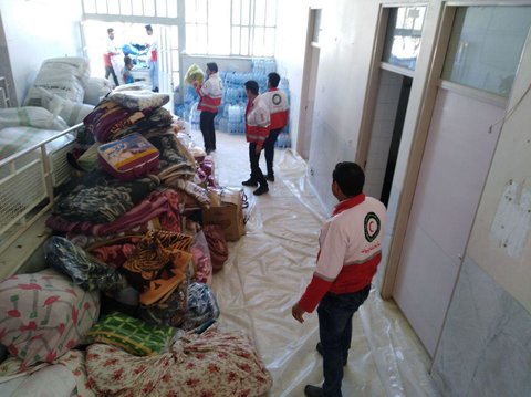 کمک ۶۰ میلیون ریالی مردم شهرضا به مناطق زلزله زده
