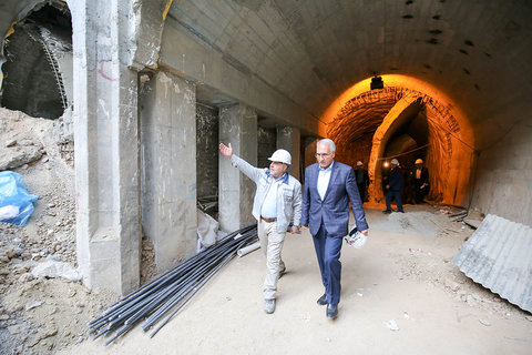 بازدید شهردار و رییس شورا اصفهان از عملیات اجرایی پروژه مترو -ایستگاه امام حسین(ع)